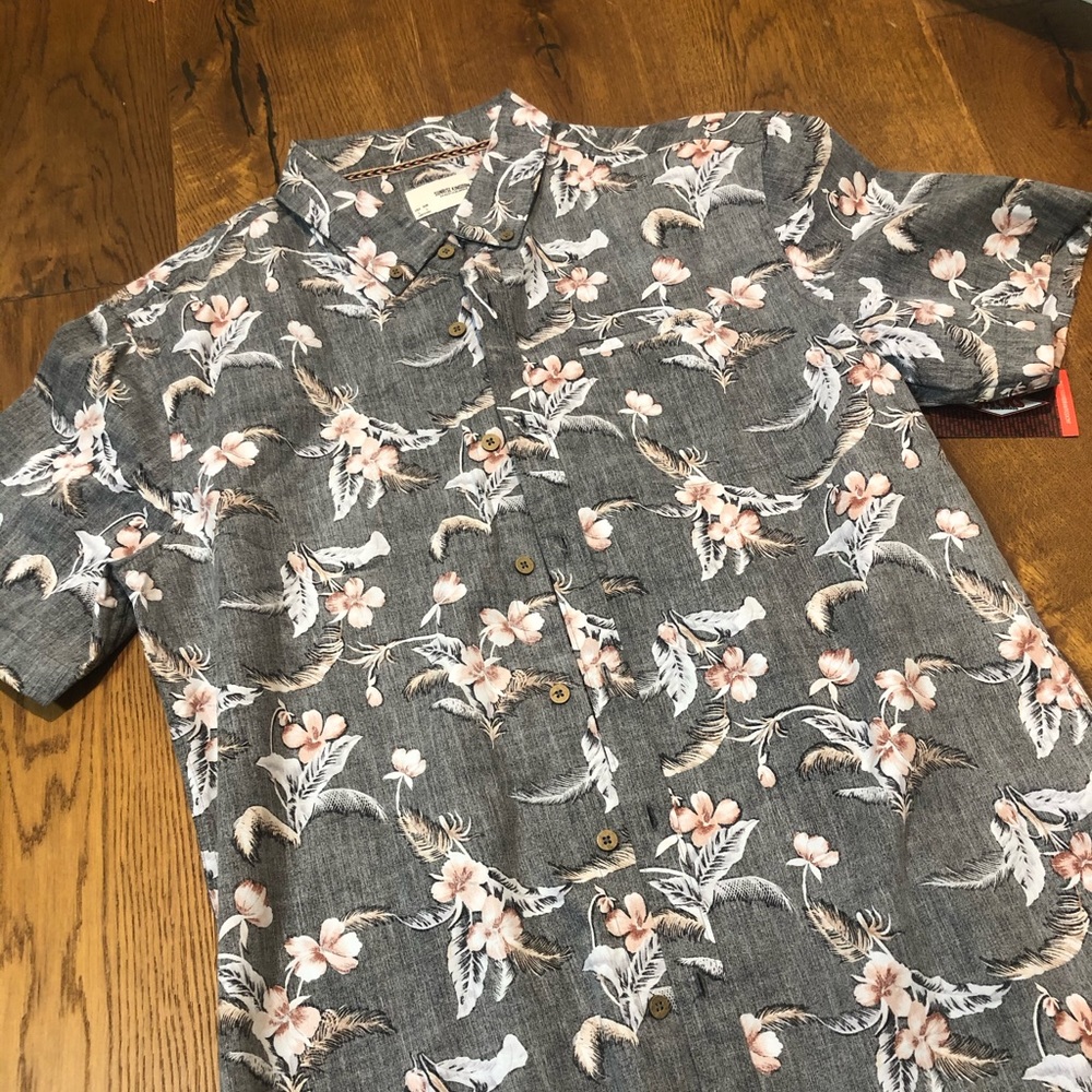 Men’s hawaain shirt